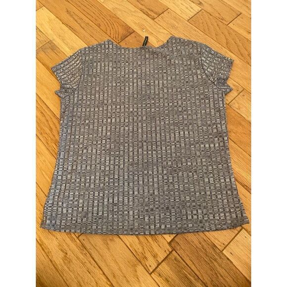 Bleeker & McDougal, women's embellished grey short sleeve blouse size PL - Picture 5 of 7